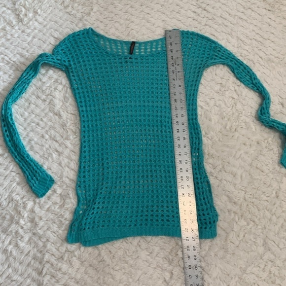 Absolutely Knit Top - Picture 7 of 8